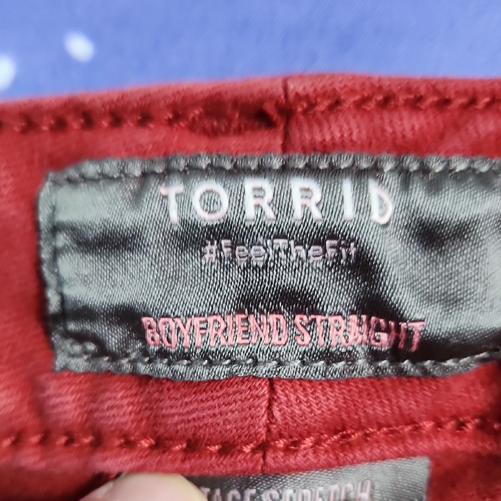 Torrid Dark Red Boyfriend Jeans Size 16R Mid Rise Relaxed Vintage Stretch - Picture 5 of 10